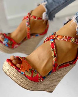 Chain Style Wedge Heels – Tropical Print