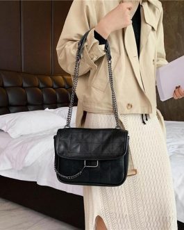 Retro PU Leather Solid Color Chain Casual Crossbody Bag